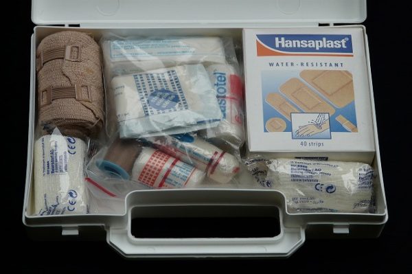 survival kit, go bag, prepper kit